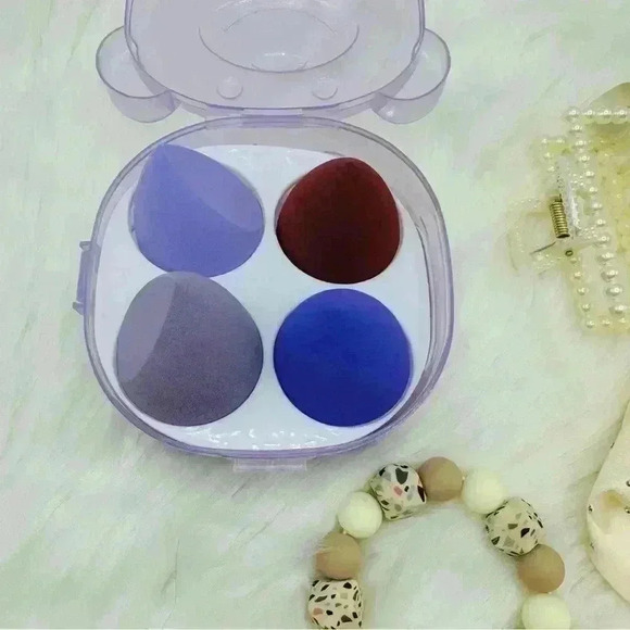 Woman’s Accessories Bundle Package - Picture 5 of 8